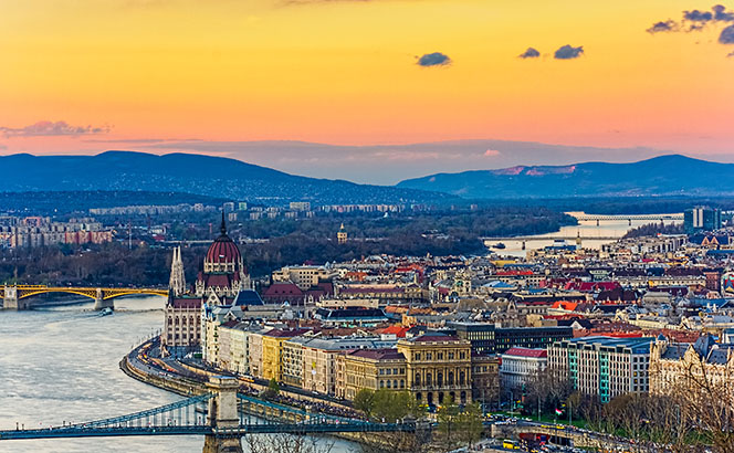 Weil Gotshal to shut Hungarian operations as team jumps to expansive Bird & Bird